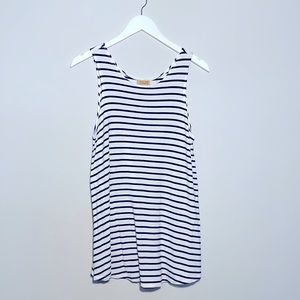 “Piko 1988” Tank